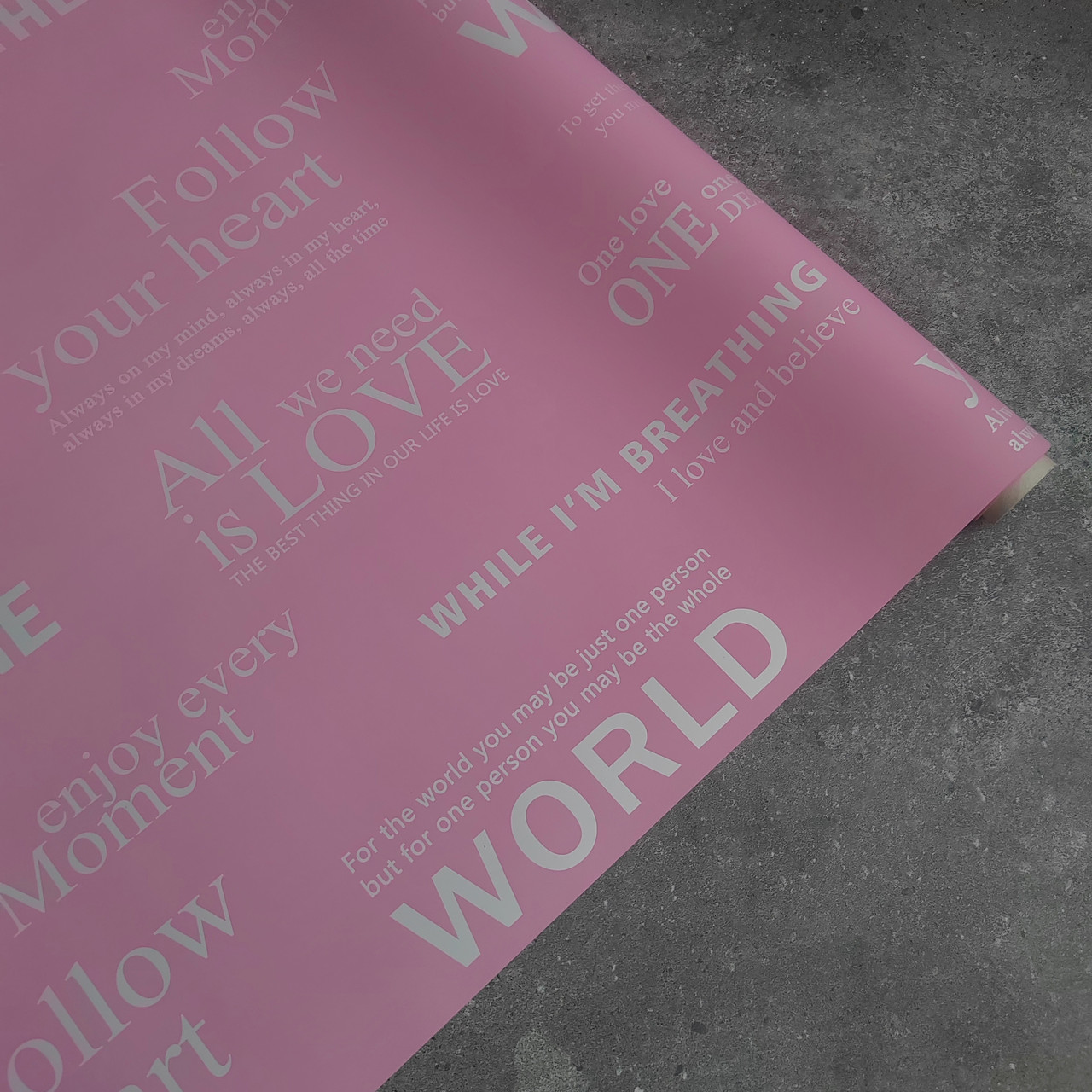 Пленка матовая "Это любовь", цвет:сиренево-розовый, 65мкм, 60см*10м - фото 2 - id-p223896862