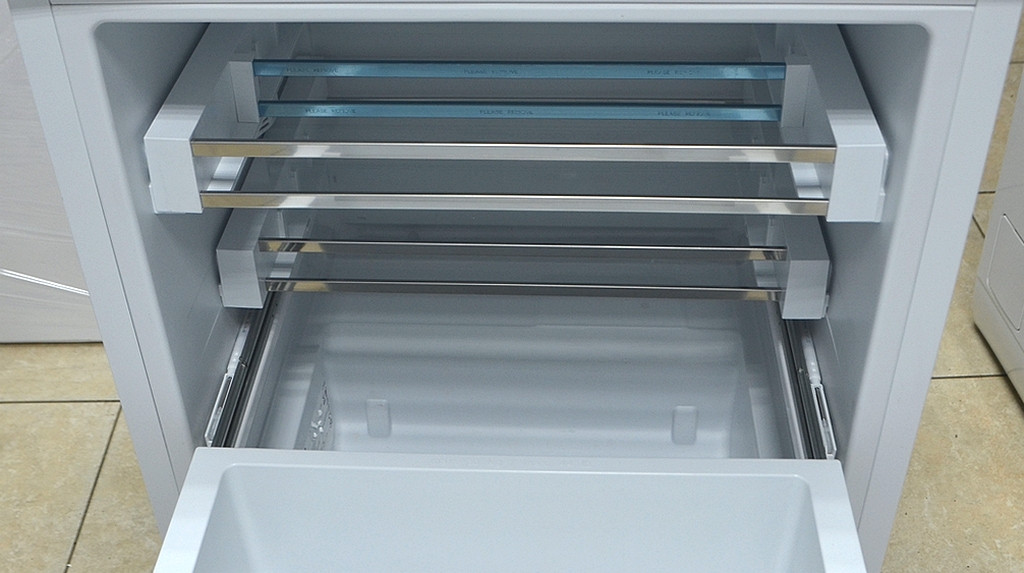 Встраиваемый холодильник c выдвижной тележкой K31252Ui новый Германия Гарантия 6 мес - фото 4 - id-p223955078