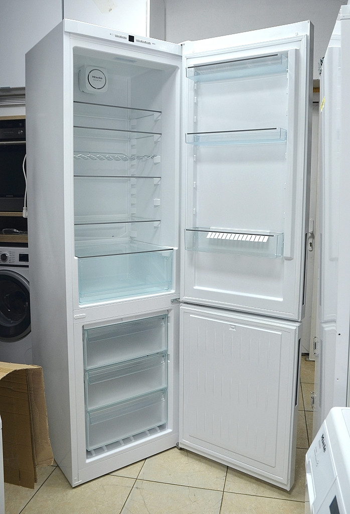 Новый двухкамерный холодильник 60 см ширина Miele KFN29132D ws Германия Гарантия 6 мес - фото 7 - id-p167559884