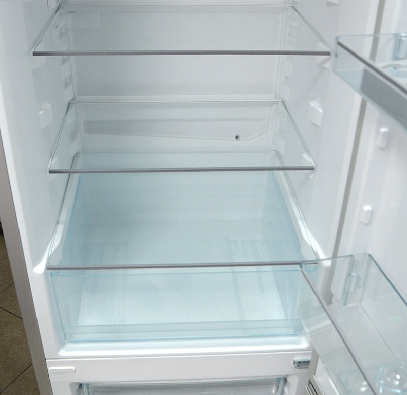 Новый двухкамерный холодильник 60 см ширина KFN29162D edt Германия Гарантия 6 мес - фото 2 - id-p223957532
