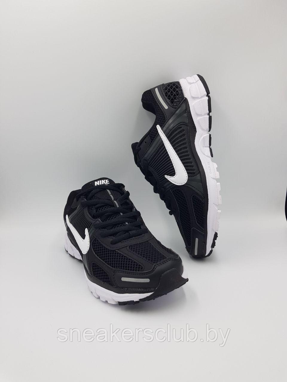 Кроссовки мужские Nike Air Zoom Vomero 5 SE / повседневные / весенние / летние / для спорта - фото 1 - id-p224005391