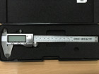 инструмент Yato Штангенциркуль электронный (цифровой) 150мм (YT-7201) - фото 1 - id-p224236642