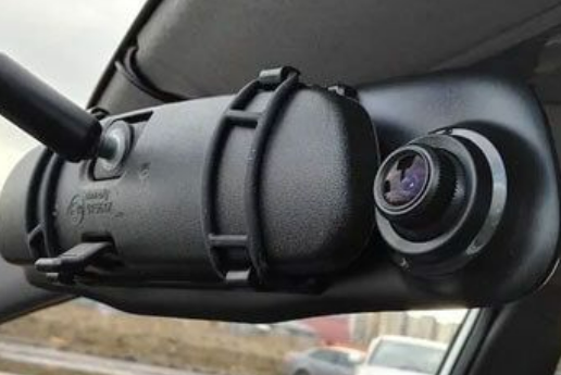 Автомобильный видеорегистратор зеркало с камерой HD ночное виденье - фото 2 - id-p219663570