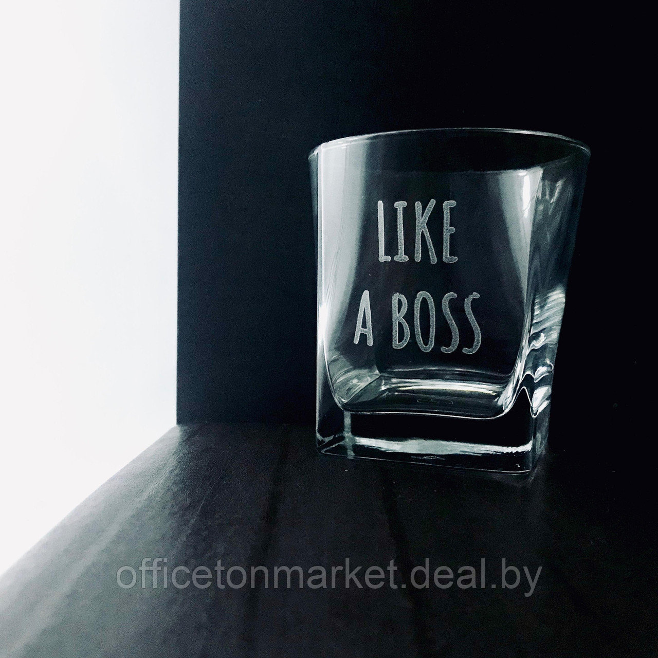 Стакан стеклянный для виски "Like a boss" + подставка, с гравировкой, стекло, 310 мл, прозрачный - фото 1 - id-p224141657
