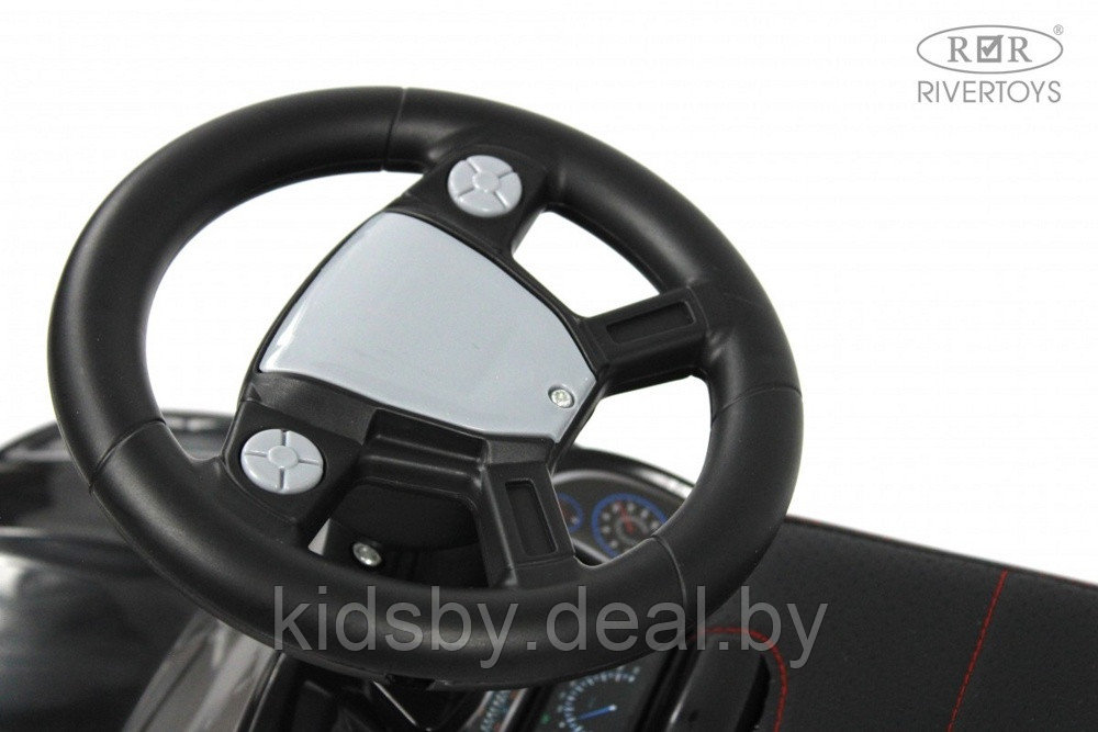 Детский толокар RiverToys L001LL-M (черный) Maserati - фото 4 - id-p219499540