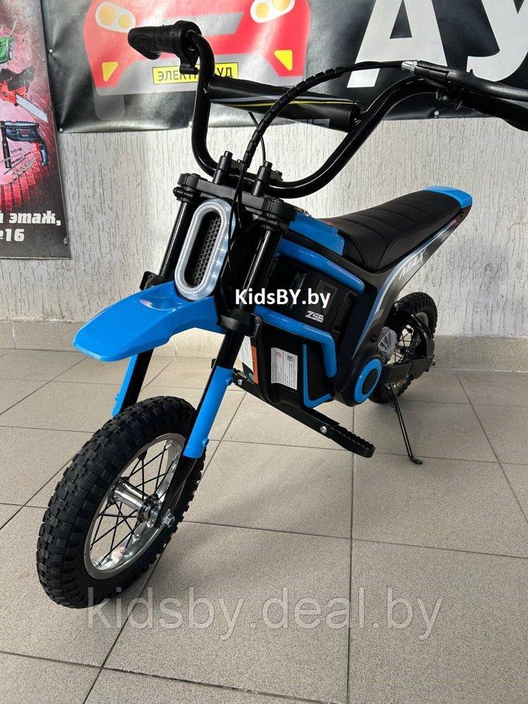 Детский электромотоцикл RiverToys A005AA (синий) - фото 1 - id-p221657678
