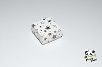 Коробка 60х60х30 Черно-золотые звезды (белое дно)