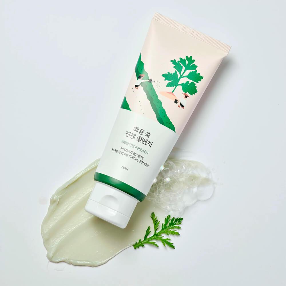 150МЛ! Успокаивающая пенка для умывания с полынью Round Lab Mugwort Calming Cleanser