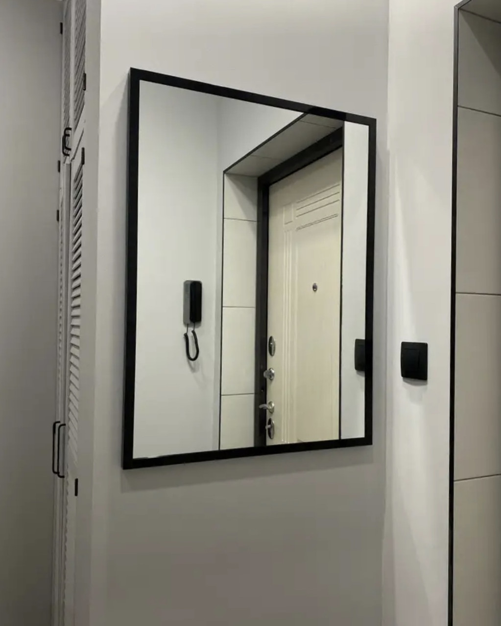 Зеркало EMZE Line 60x80 (черный) - фото 6 - id-p224300705