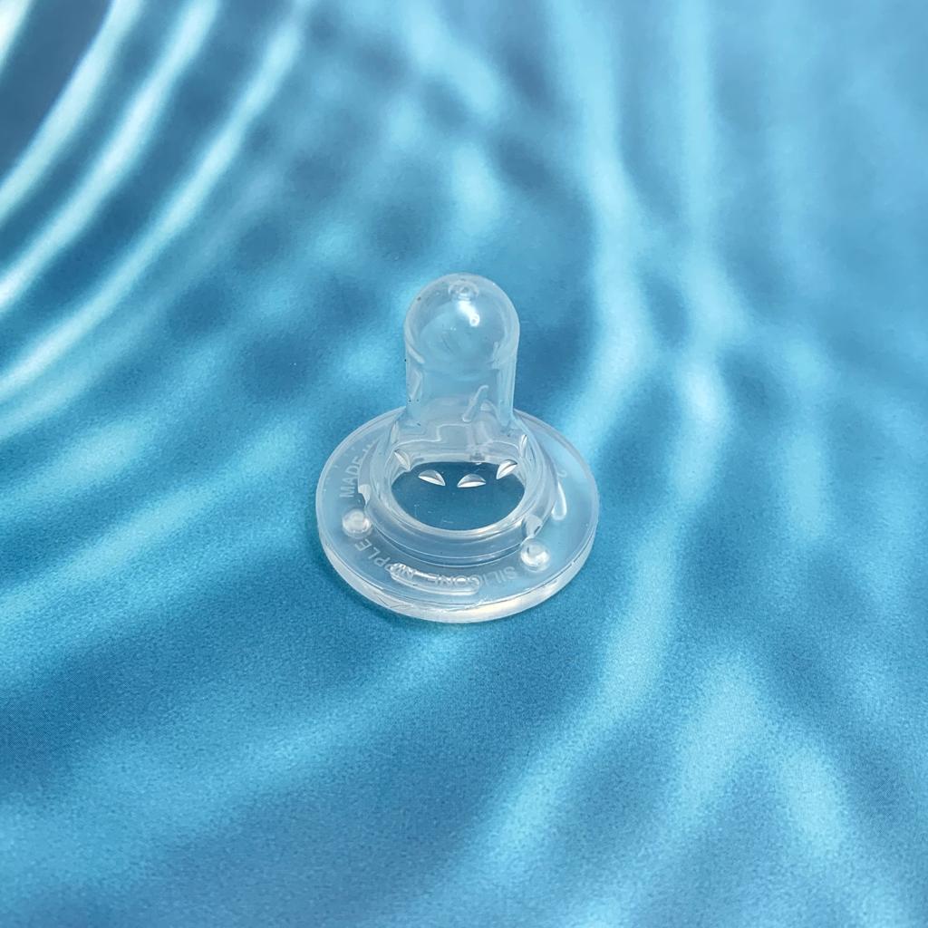 Силиконовая соска (комплект 2 шт) BABY FLOW с отверстием размера Х (густые смеси) узкое горло (с 6 месяцев) - фото 4 - id-p224304601