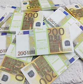 Купюры бутафорные доллары, евро, рубли (1 пачка) / Сувенирные деньги, 200 Euro бутафорных (100 шт. в пачке)