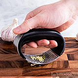 Пресс для чеснока, чеснокодавилка Garlic Press Розовая, фото 5