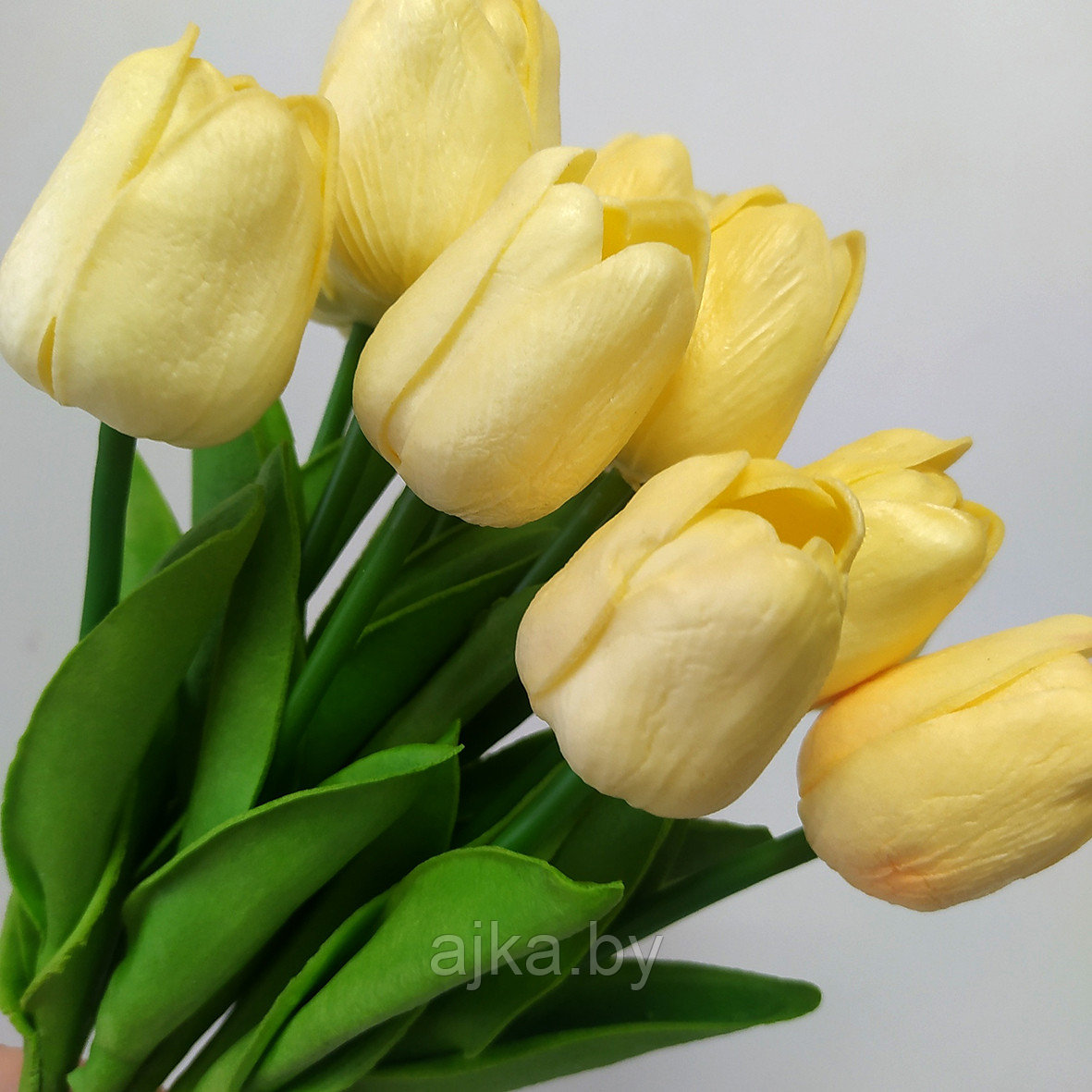 Букет из латексных тюльпанов 11 шт., кремовый - фото 2 - id-p224372853