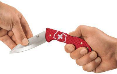 Складной нож Victorinox Evoke Alox, функций: 5, 136мм, красный , коробка подарочная [0.9415.d20] - фото 3 - id-p221592096