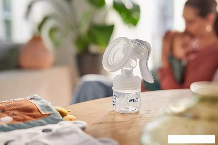 Ручной молокоотсос Philips Avent Natural Motion с бутылочкой для кормления SCD213/03 - фото 5 - id-p223773201