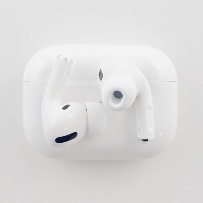 Apple AirPods Pro Wireless Charging Case (Восстановленный) - фото 3 - id-p224310701