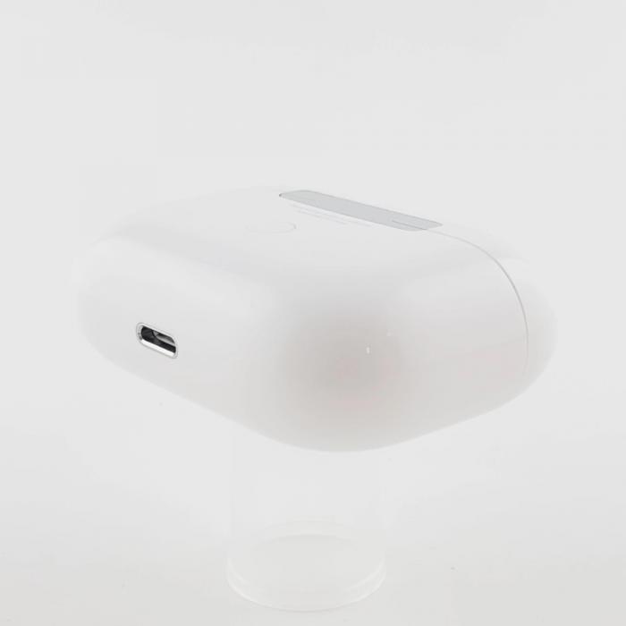 Apple AirPods Pro Wireless Charging Case (Восстановленный) - фото 4 - id-p224310701