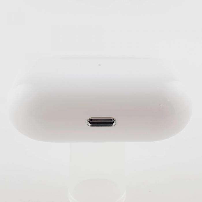 Apple AirPods Pro Wireless Charging Case (Восстановленный) - фото 6 - id-p224310701