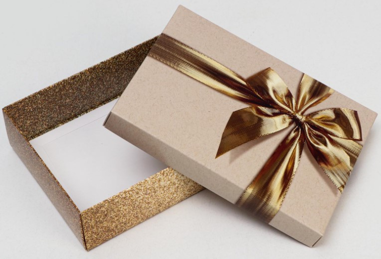Коробка подарочная с крышкой (в собранном виде) 21*15*5 см, «Бант», золотистая - фото 1 - id-p224375119
