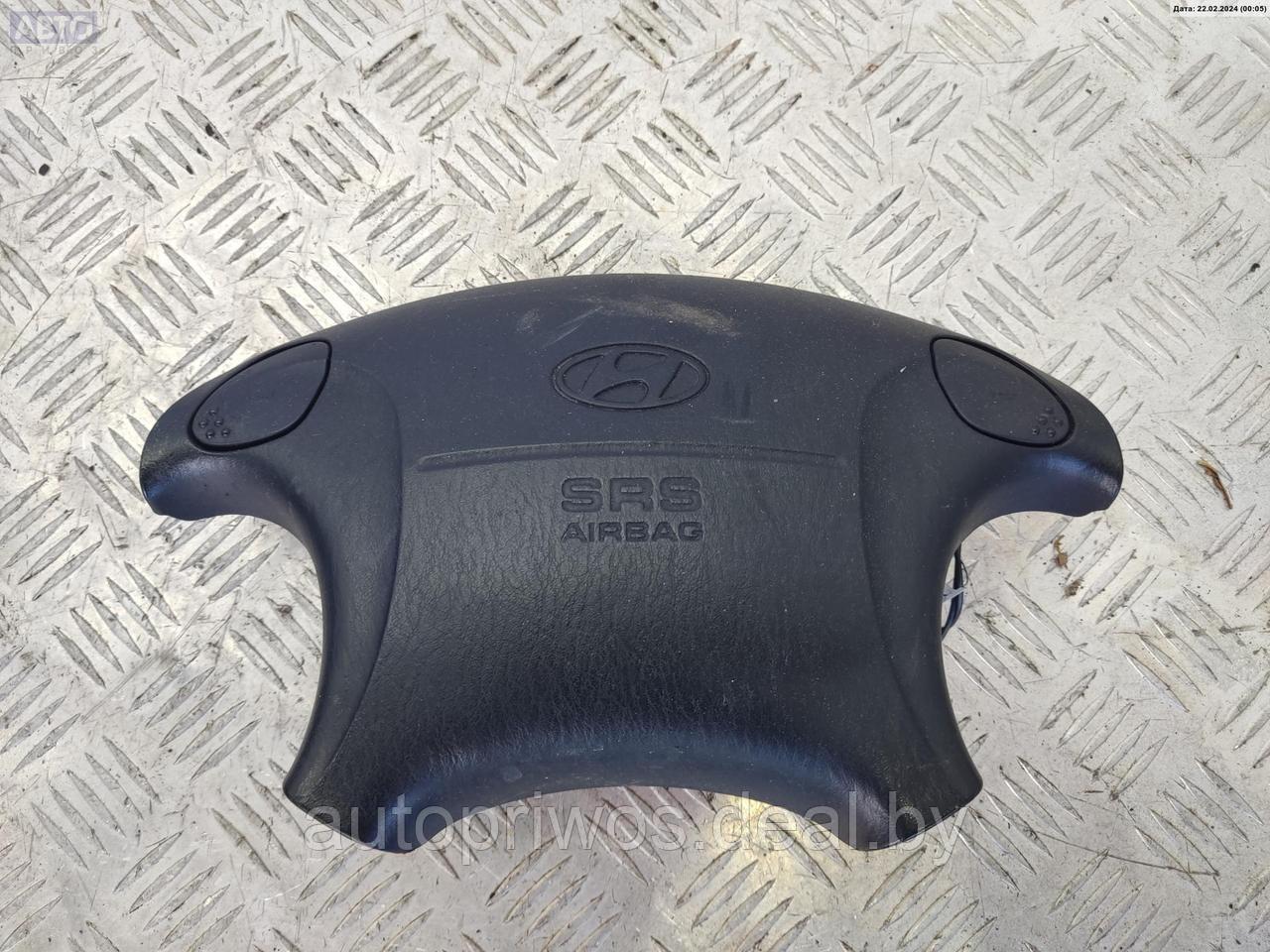 Подушка безопасности (Airbag) водителя Hyundai Coupe (1996-2001) - фото 1 - id-p224390633