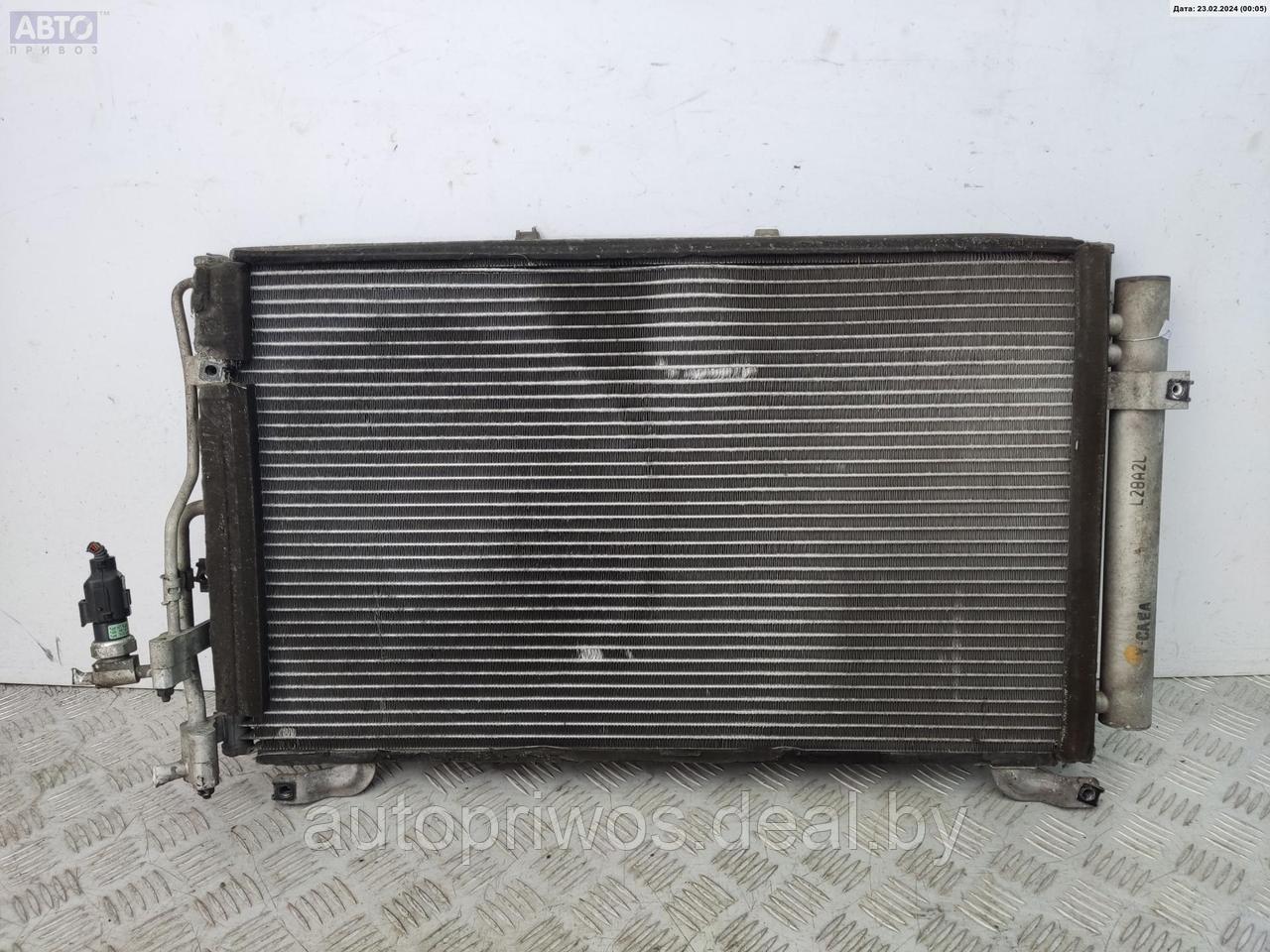 Радиатор охлаждения (конд.) Hyundai Matrix - фото 2 - id-p224428064
