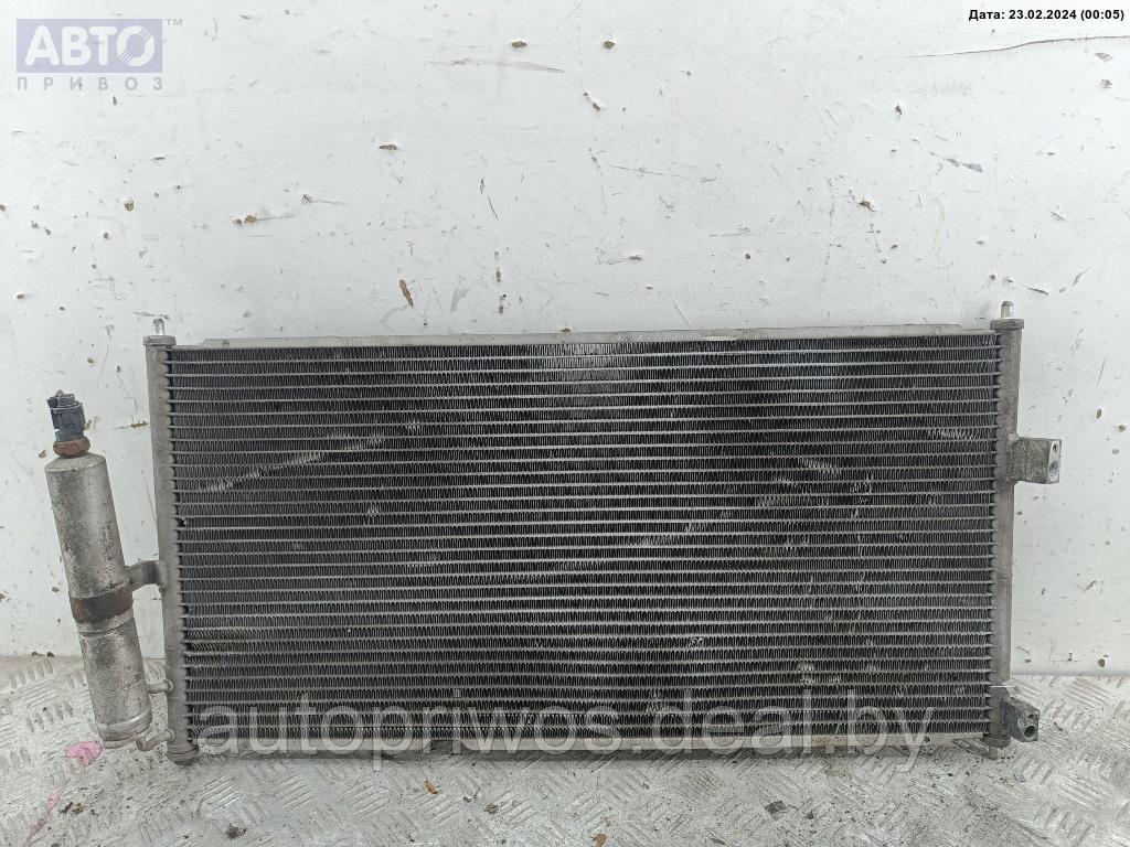 Радиатор охлаждения (конд.) Nissan Almera Tino - фото 1 - id-p224428032