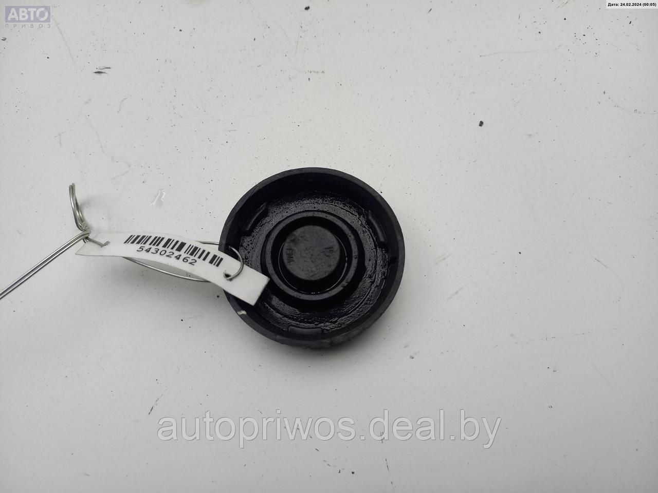 Крышка бачка тормозной жидкости Opel Karl - фото 2 - id-p209510666