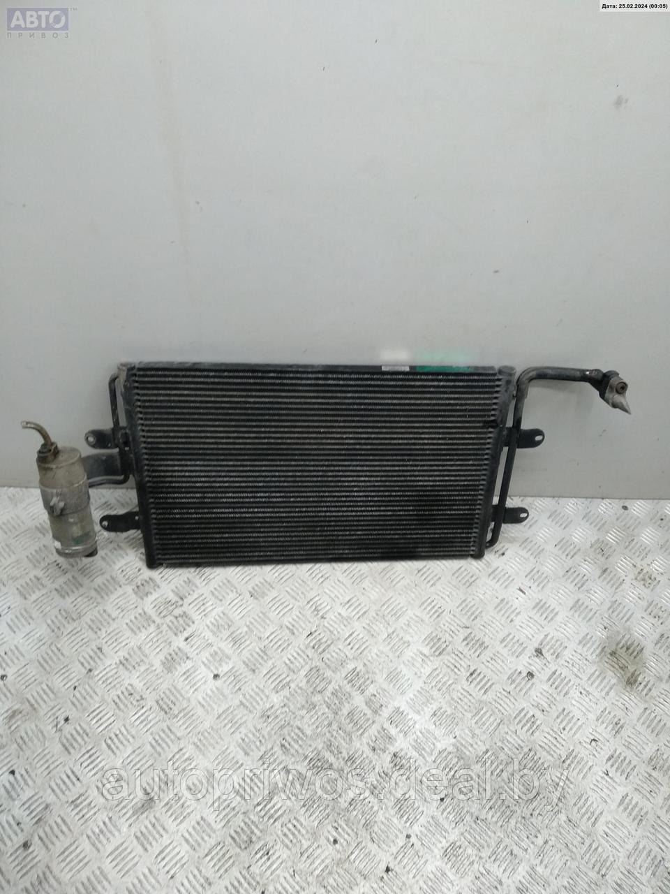Радиатор охлаждения (конд.) Volkswagen Golf-4 - фото 1 - id-p224428493