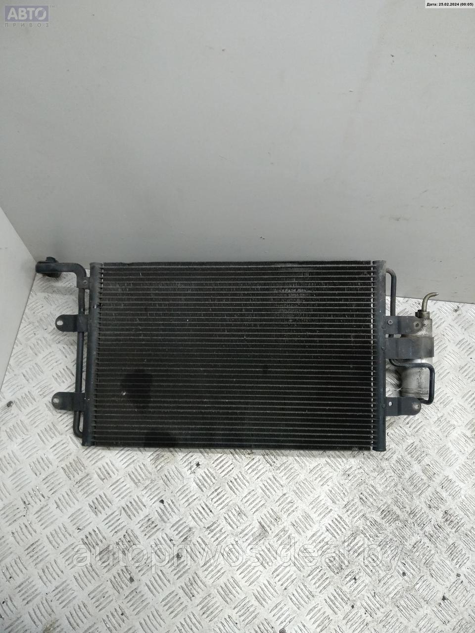 Радиатор охлаждения (конд.) Volkswagen Golf-4 - фото 2 - id-p224428493