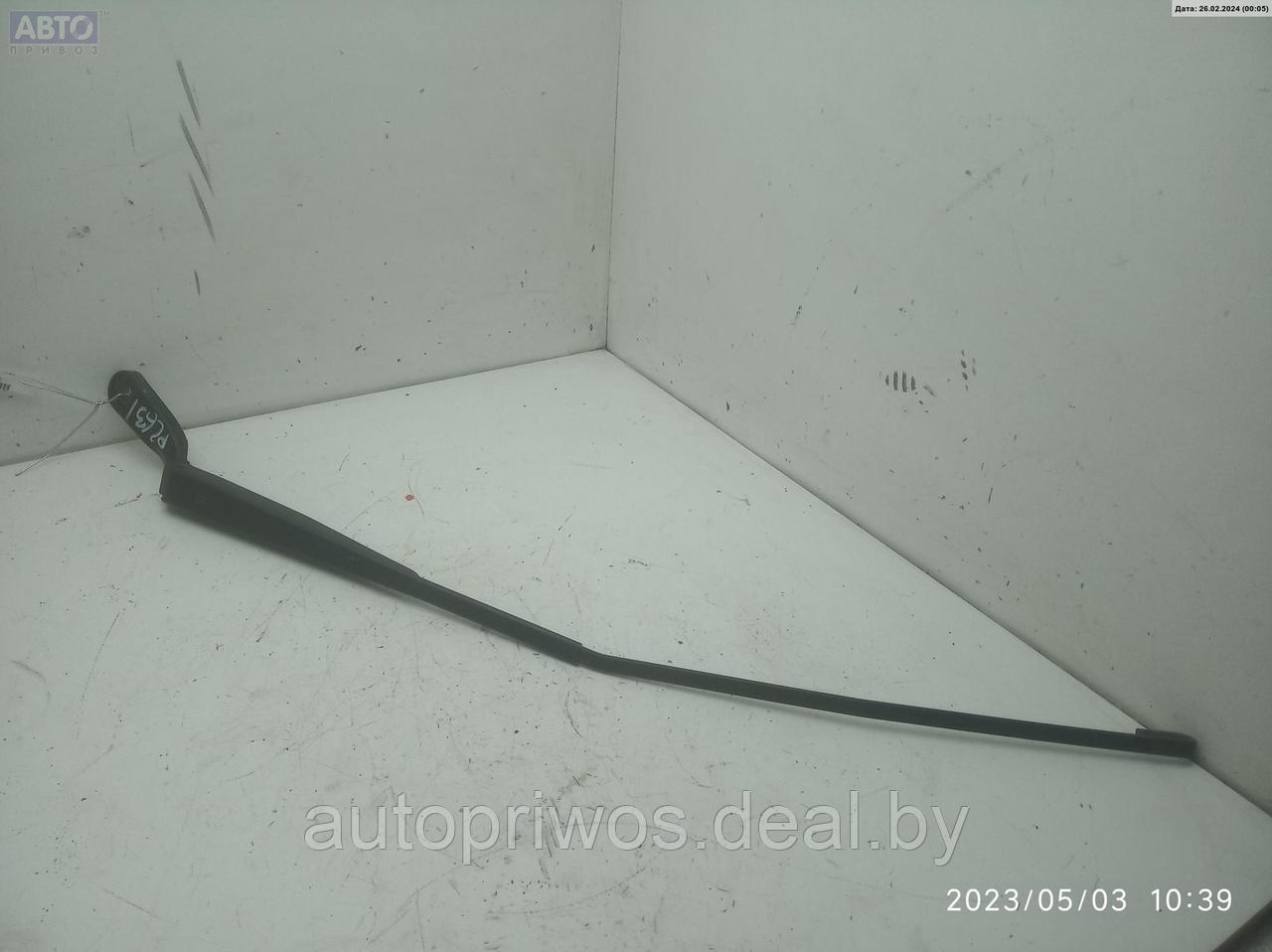 Щеткодержатель (поводок стеклоочистителя) передний Citroen Jumper (1995-2002) - фото 1 - id-p206086201