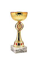 Кубок "Дартс" на мраморной подставке , высота 23 см, чаша 10 см арт. 427-230-100