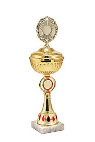 Кубок "Дартс" на мраморной подставке с крышкой , высота 33 см, чаша 8 см арт. 427-210-80 КЗ80