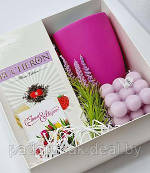 “Розовый” подарочный набор: кружка софт-тач, свеча Бабл и шоколад