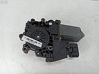 Моторчик стеклоподъемника задний левый Audi A6 C5 (1997-2005)