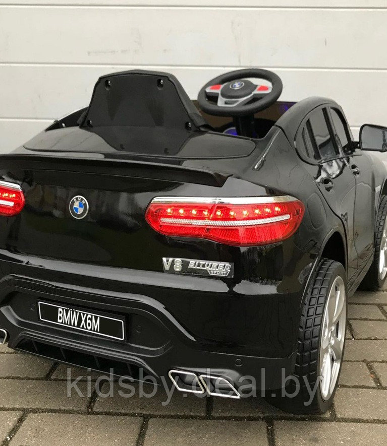 Детский электромобиль RiverToys BMW X6M Lux X011XX (чёрный автокраска) полноприводной - фото 2 - id-p224534801