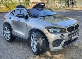 Детский электромобиль RiverToys BMW X6M Lux X011XX (серебристый автокраска) полноприводной