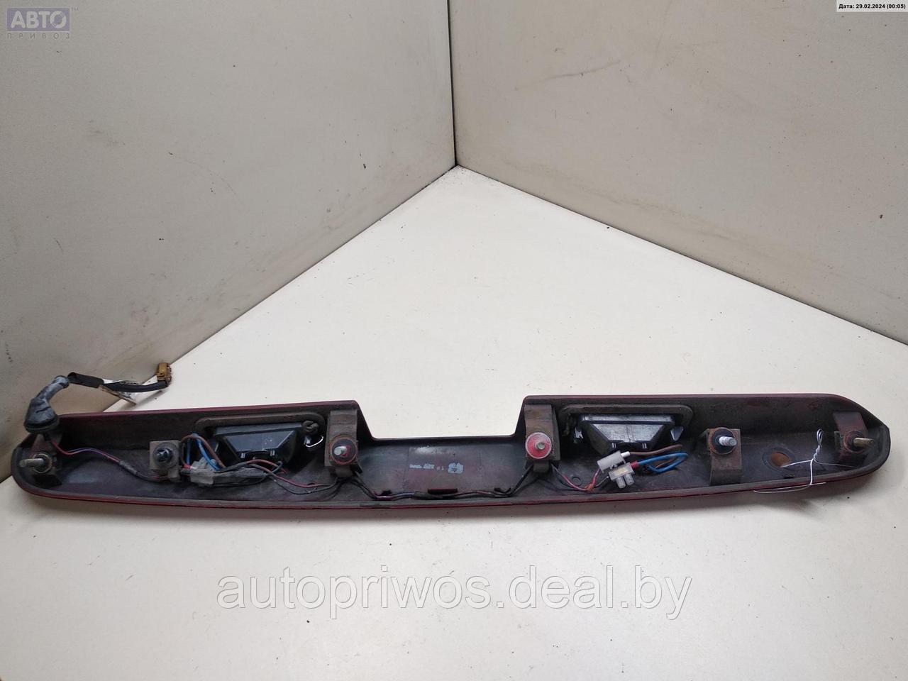 Накладка подсветки номера Nissan Almera N16 (2000-2007) - фото 2 - id-p224539122