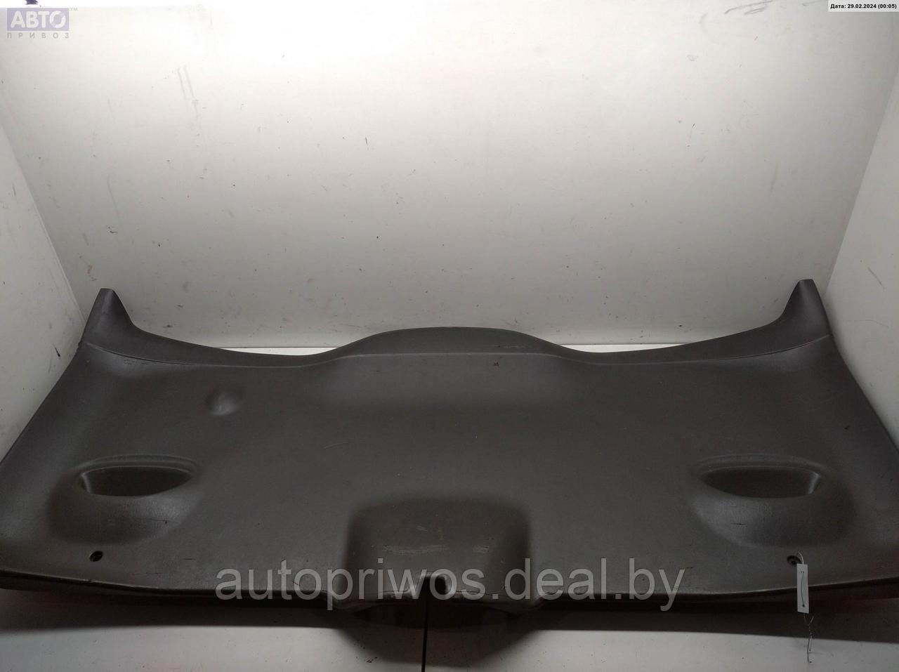 Обшивка крышки багажника Ford Focus 1 (1998-2005) - фото 1 - id-p224517697