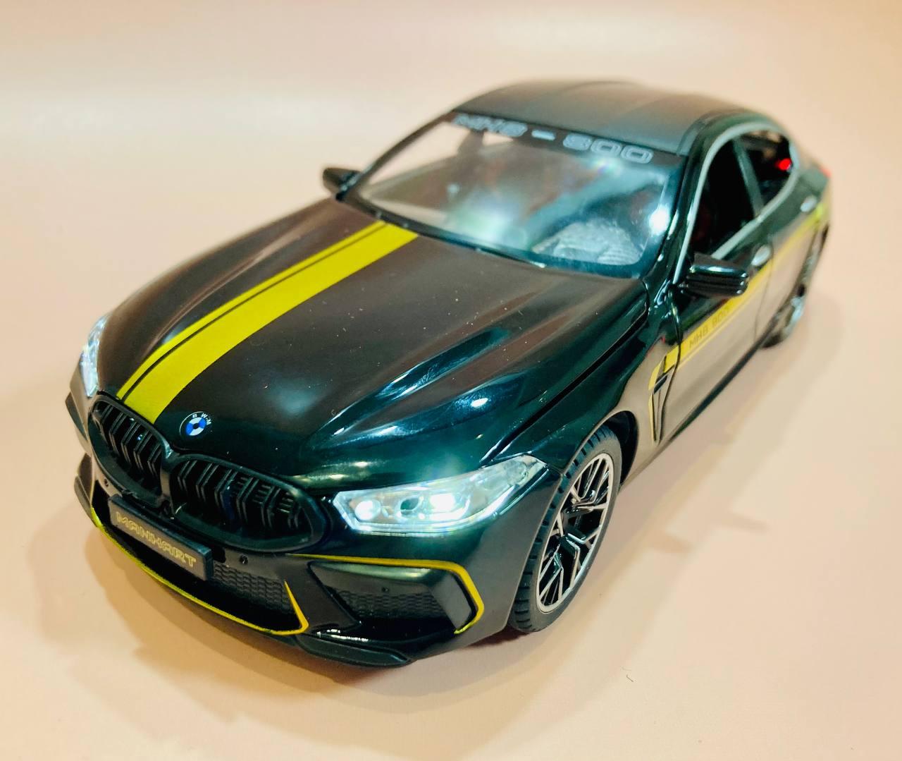 Металлическая машинка BMW M8, свет, звук, двери открываются, инерция, фото 1