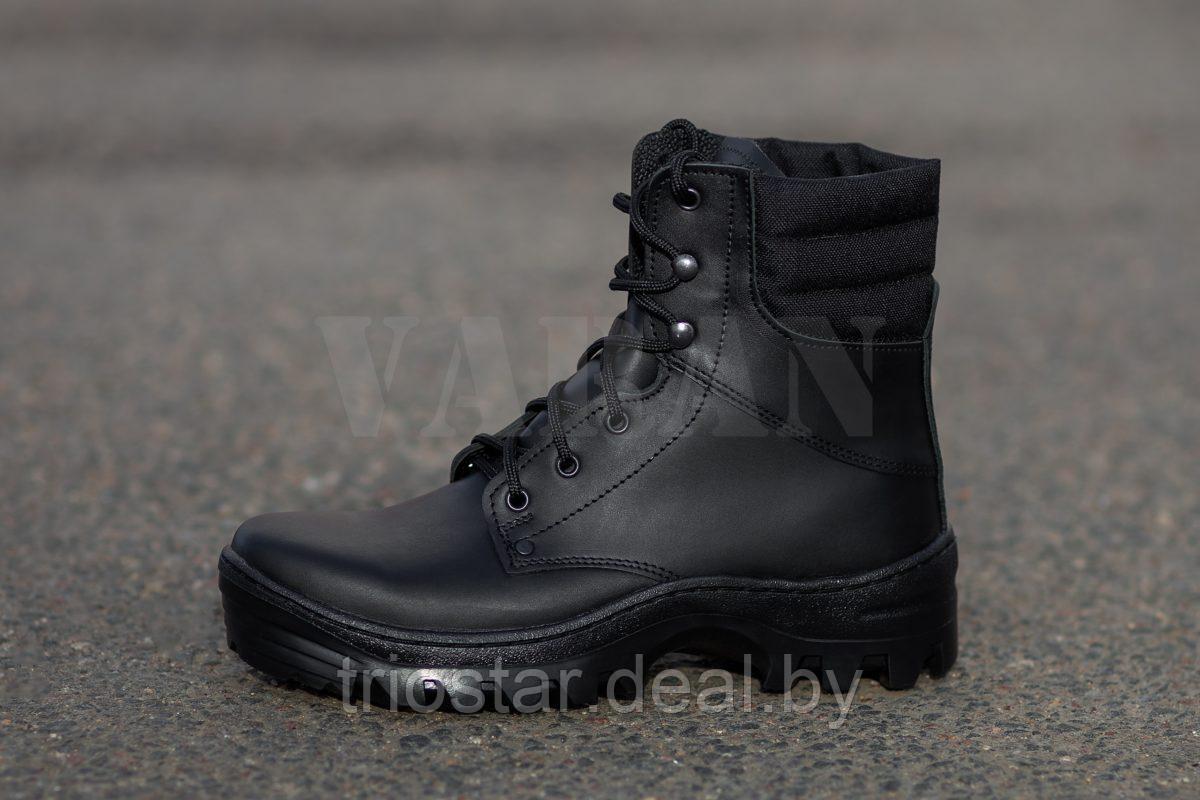 Берцы (ботинки) кожаные демисезонные с заниженными берцами на флисе (деми, цвет черный) 45 - фото 1 - id-p224577299