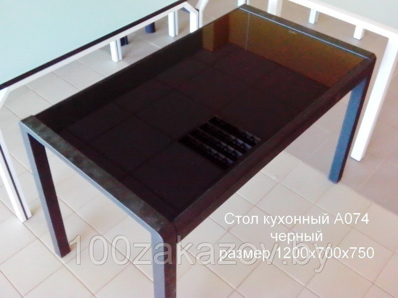 Стеклянный  обеденный стол А-074. Стол стеклянный кухонный.
