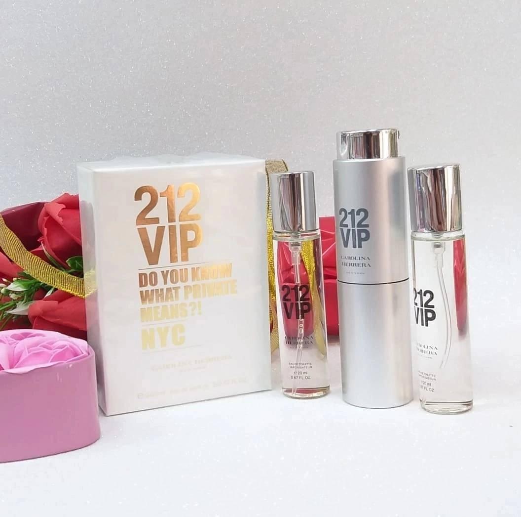 Набор Carolina Herrera 212 Vip 3*20ml Женский - фото 2 - id-p224682488