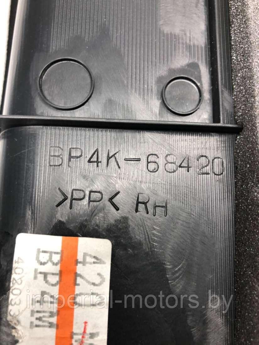 Обшивка двери передней правой (дверная карта) Mazda 3 BK - фото 4 - id-p224655646