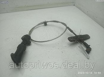 Трос ручника (стояночного тормоза) Volkswagen Transporter T4