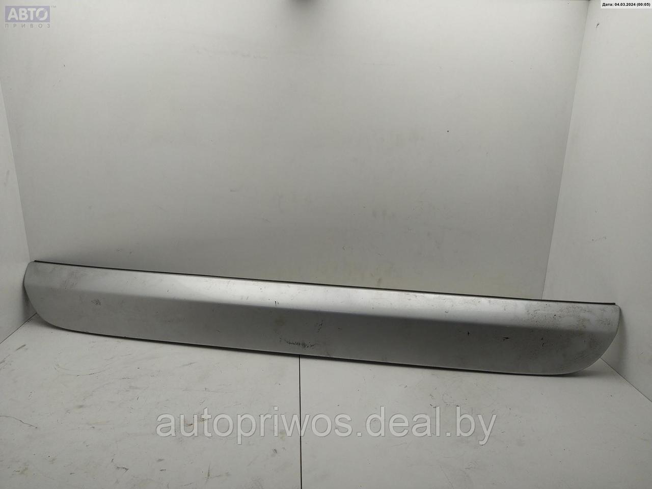 Молдинг крышки (двери) багажника Mercedes W163 (ML)