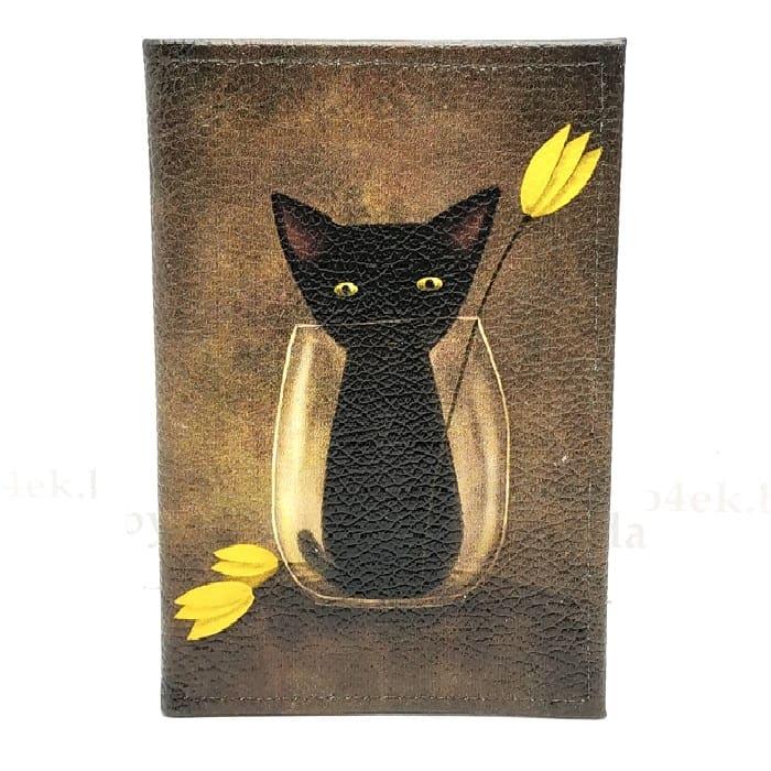 Кожаная обложка на паспорт «Черная кошка» - фото 1 - id-p224728120