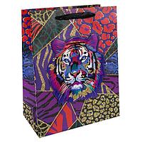 Подарочный пакет «Золотой тигр» 18 × 23 × 8 см