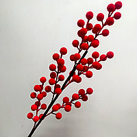 Ветка с красными ягодами 62 см