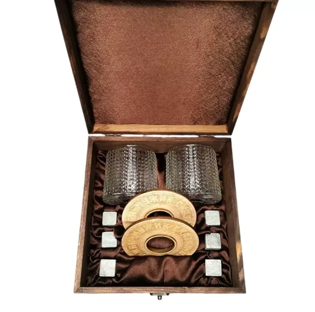 Подарочный набор с камнями для виски в деревянной шкатулке AmiroTrend ABS-205w - фото 1 - id-p224783360