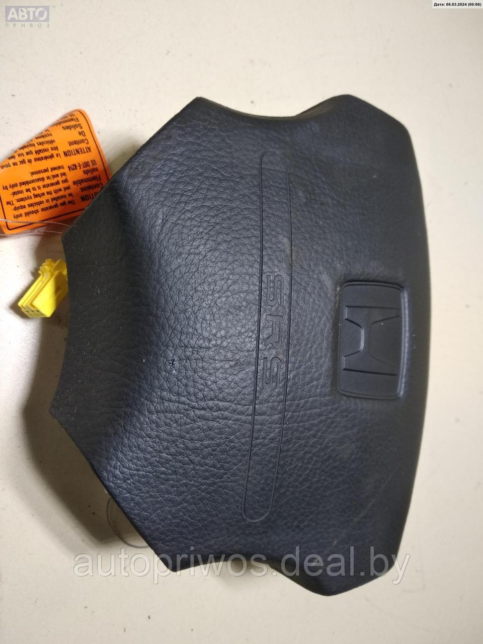 Подушка безопасности (Airbag) водителя Honda Accord (1993-1998) - фото 1 - id-p224789172